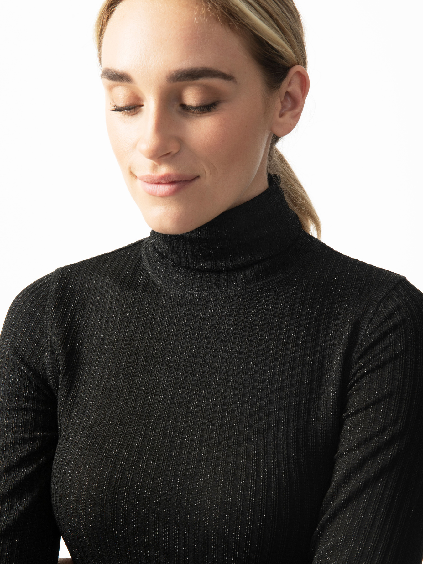 Glimra Long-sleeved Roll-neck Top