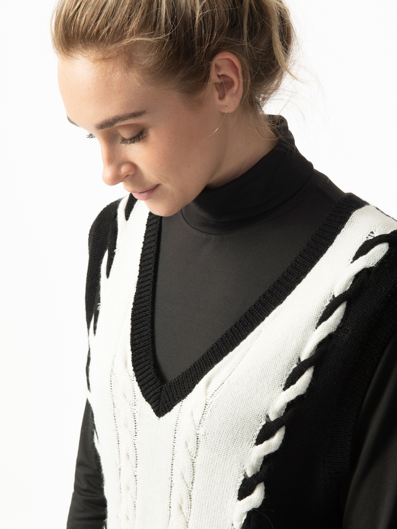Frannie V-neck Vest
