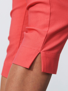 MAGIC CAPRI PANTS