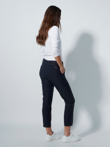 Magic straight ankle length pants