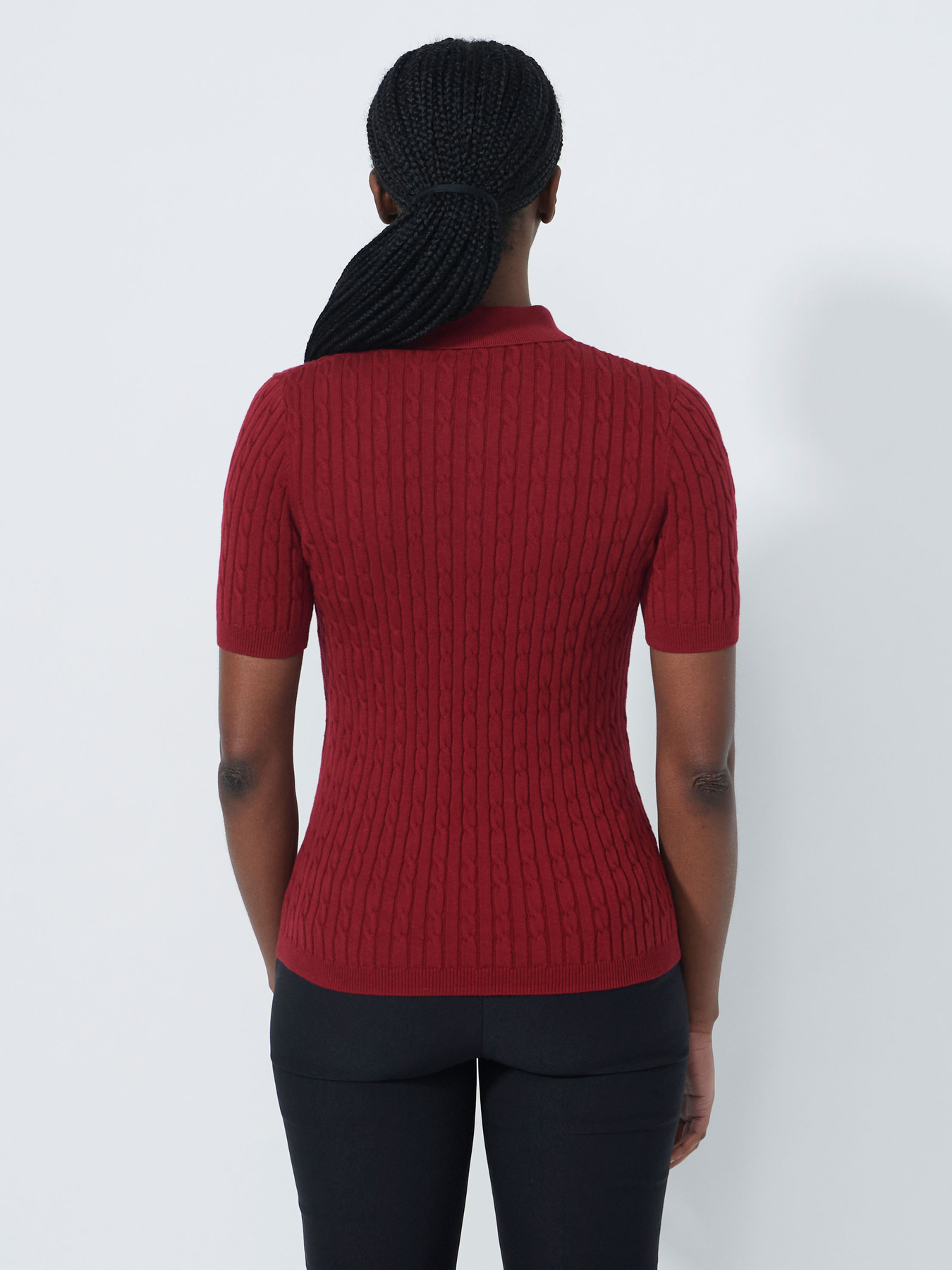 MADELENE SHORT-SLEEVED TOP