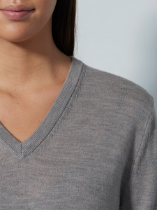 BOSTON V-NECK PULLOVER