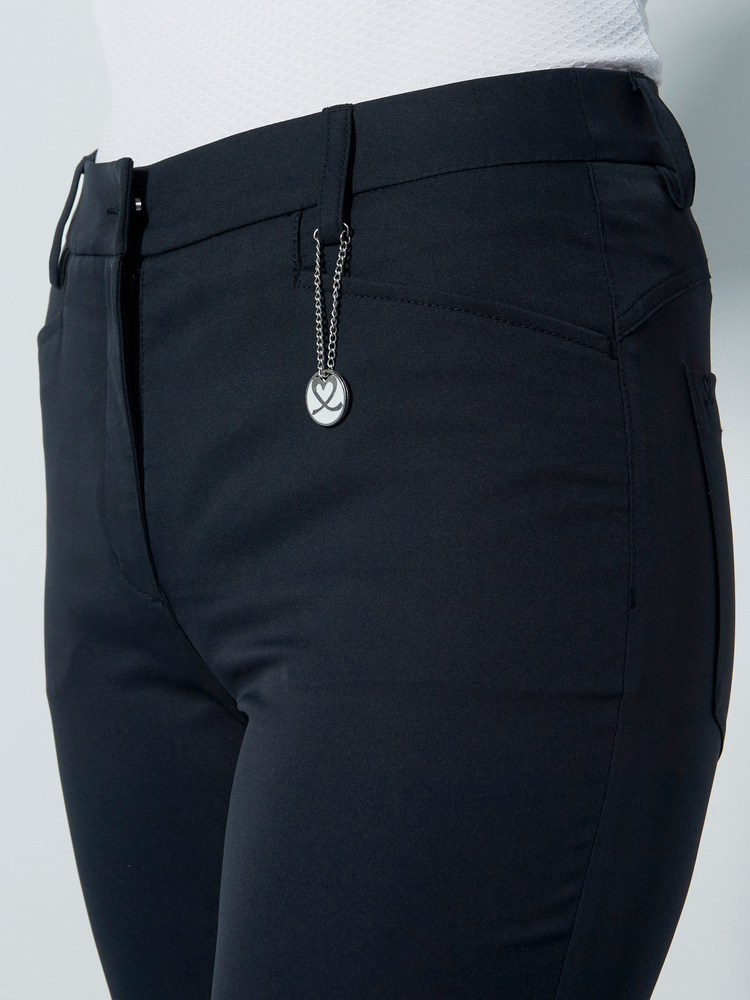 LYRIC V2 CROPPED 74 CM