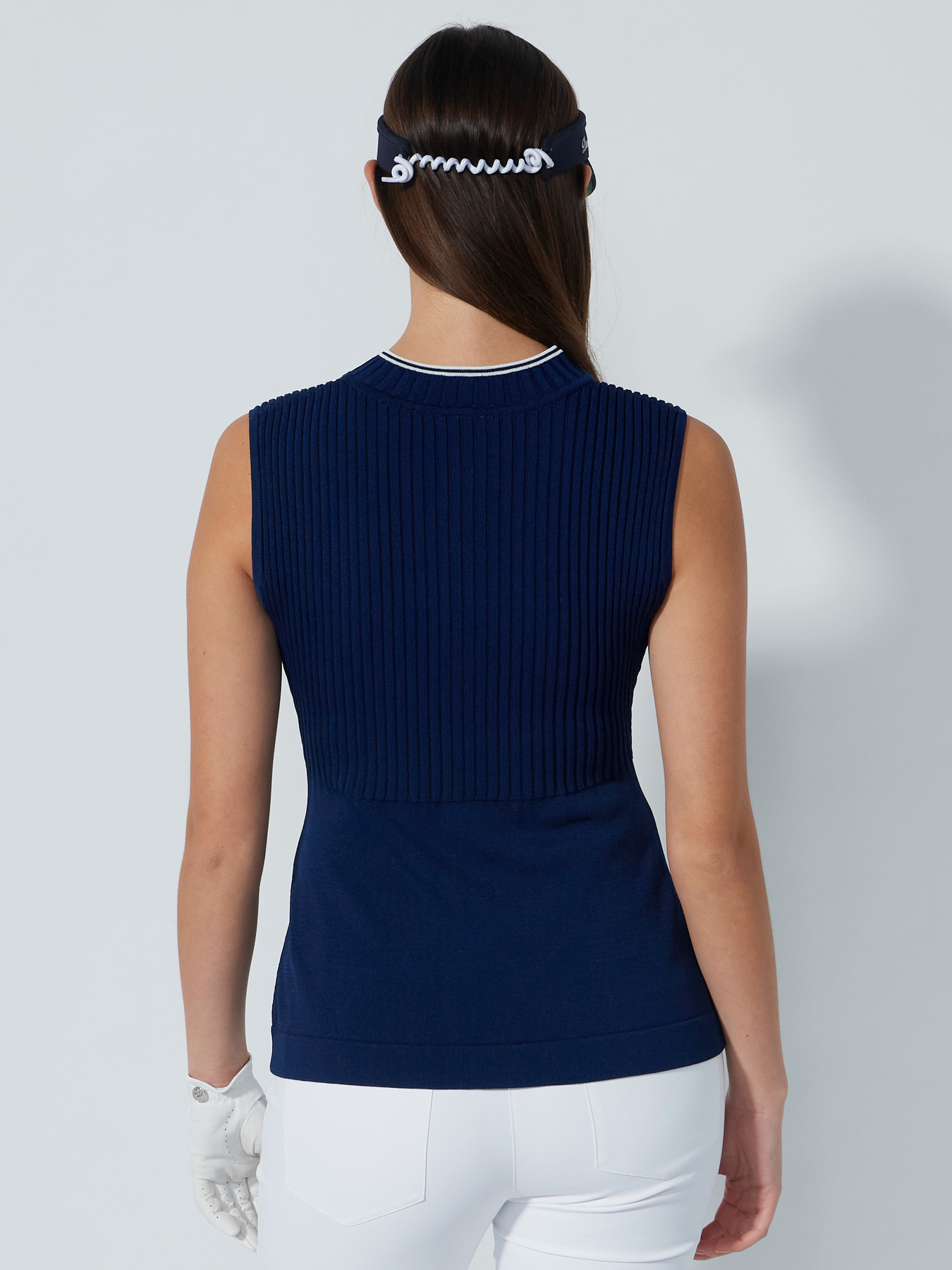 AWARA SLEEVELESS TOP