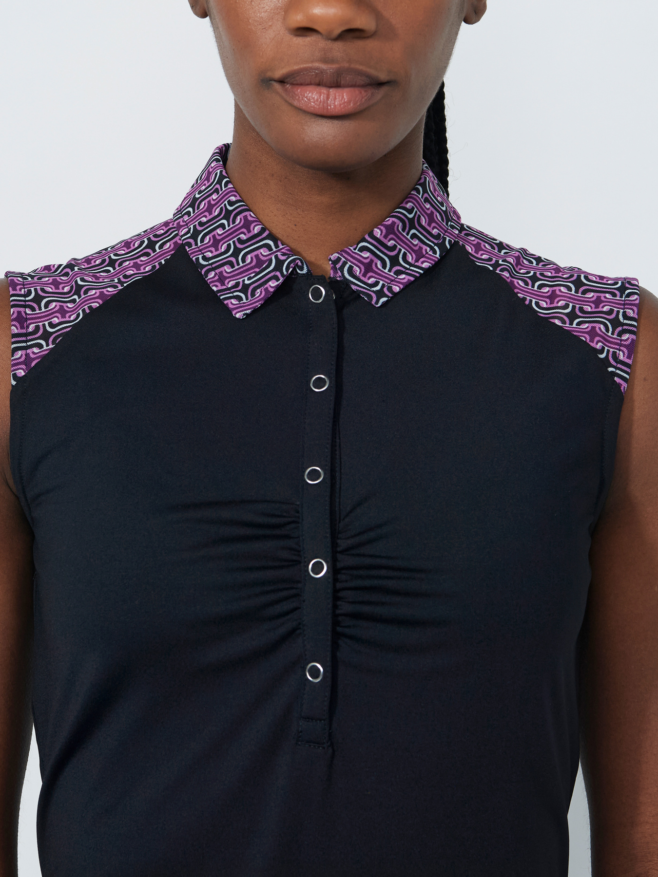 GATHERED SLEEVELESS TOP