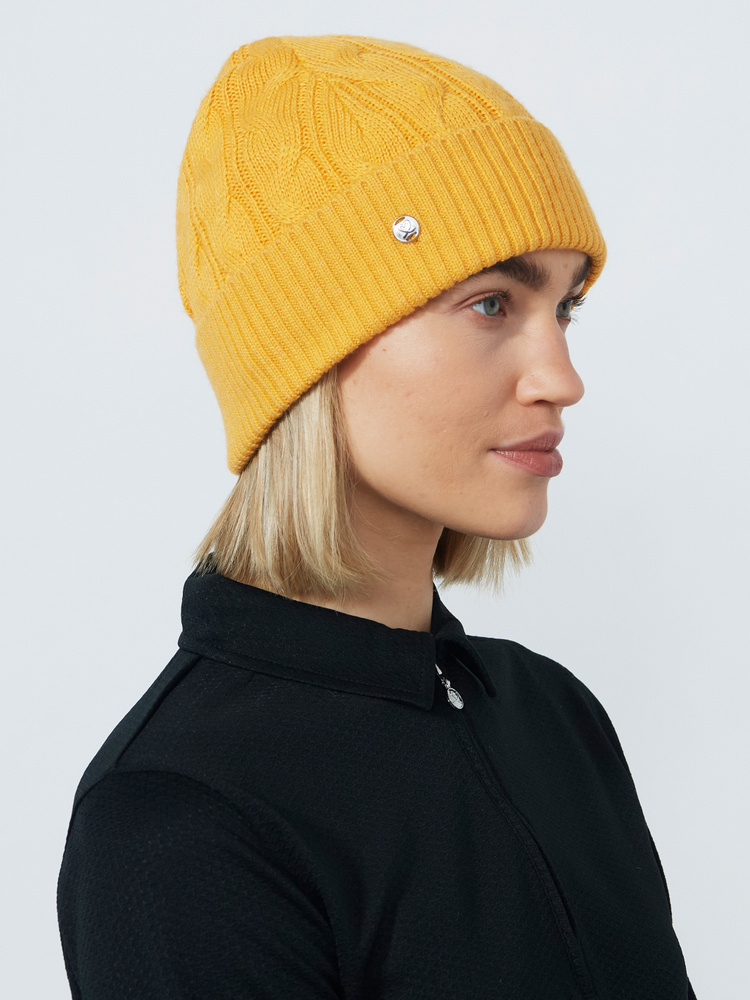 CABLE KNIT HAT