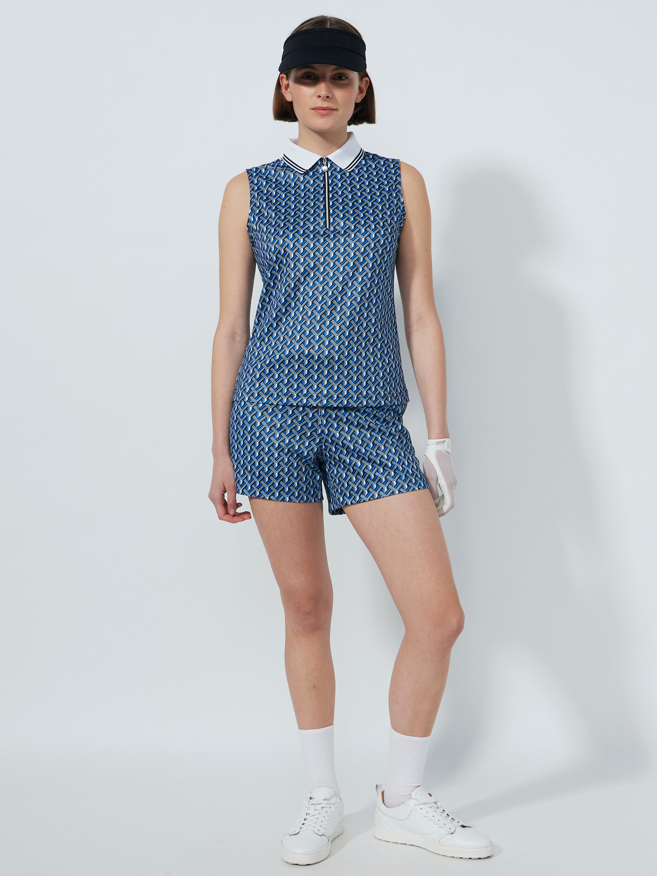 TWISTED SHORTS 38 CM