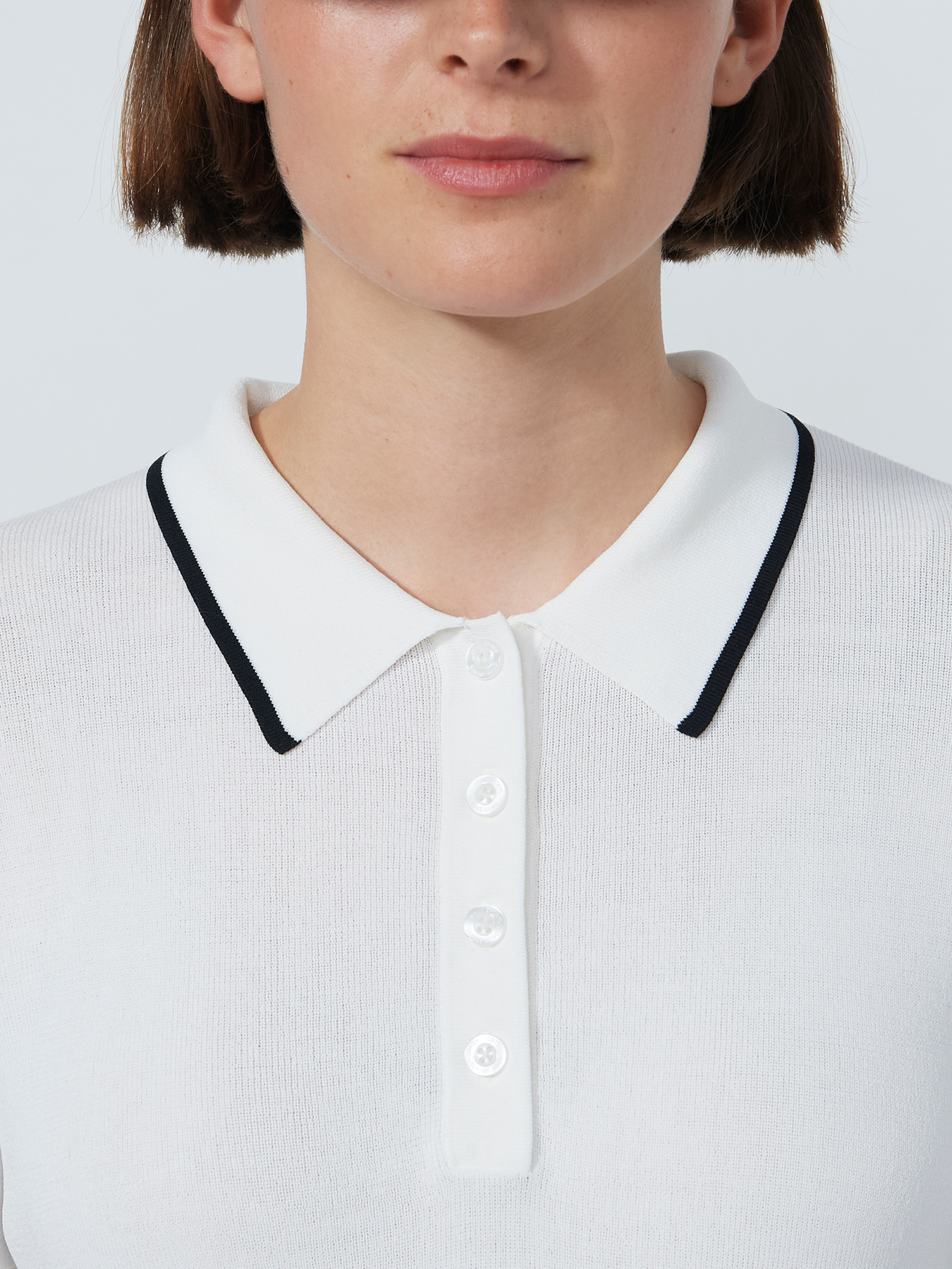 AWARA SHORT-SLEEVED TOP